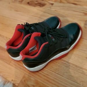 Jordan Bred 11s low